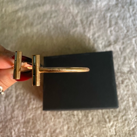 Michael kors bronze bracelet - Picture 4 of 4